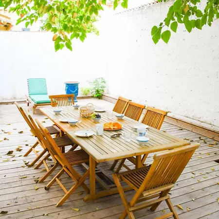 Faraman Au Bord De L'eau Le Grau-du-Roi