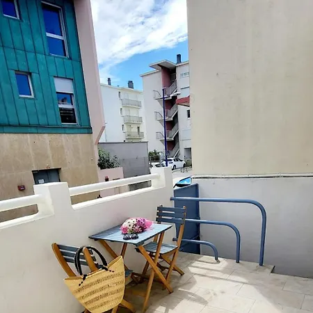 Faraman Au Bord De L'eau Le Grau-du-Roi