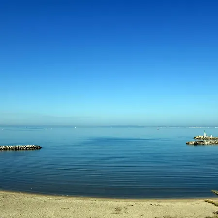 Prázdninový dům Faraman Au Bord De L'eau *