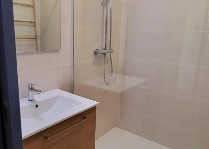 Faraman Au Bord De L'eau